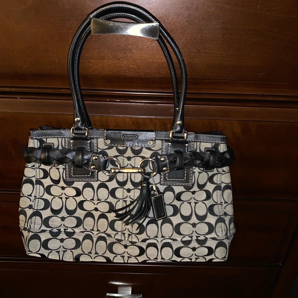 Black and grey medium sized couch purse